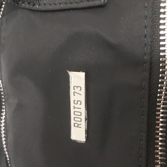 ROOTS 73 purse/ tote / travel bag - Picture 3 of 10